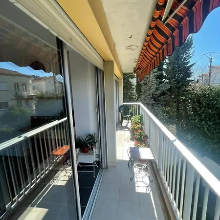 Beautiful 3-room With Terrace Apartment Nizza