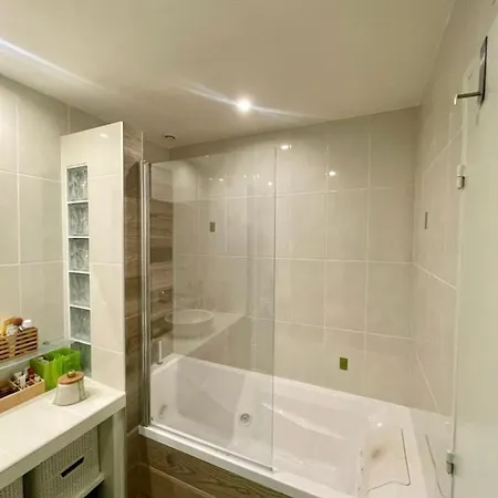 Beautiful 3-room With Terrace *