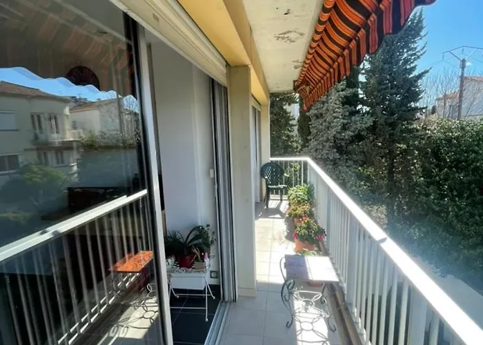 Beautiful 3-room With Terrace Lejlighed Nice