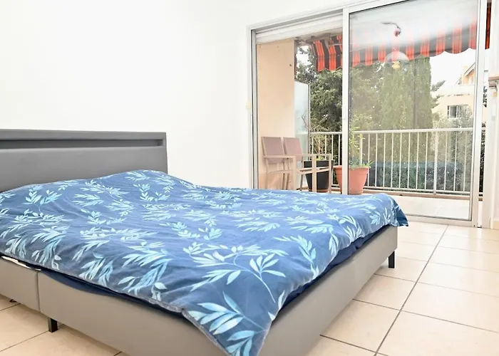 Lejlighed Beautiful 3-room With Terrace Nice