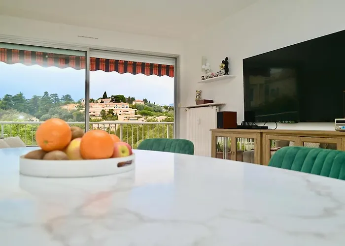 Beautiful 3-room With Terrace Lejlighed *